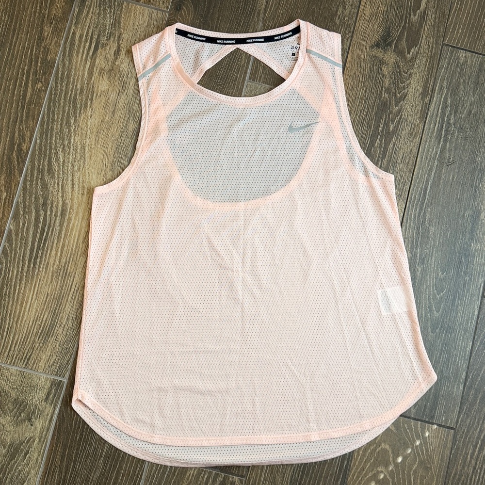 Nike Women’s Pink Breathe Mesh Running Tank/Nike Victory Shape High Support Bra - Picture 5 of 15